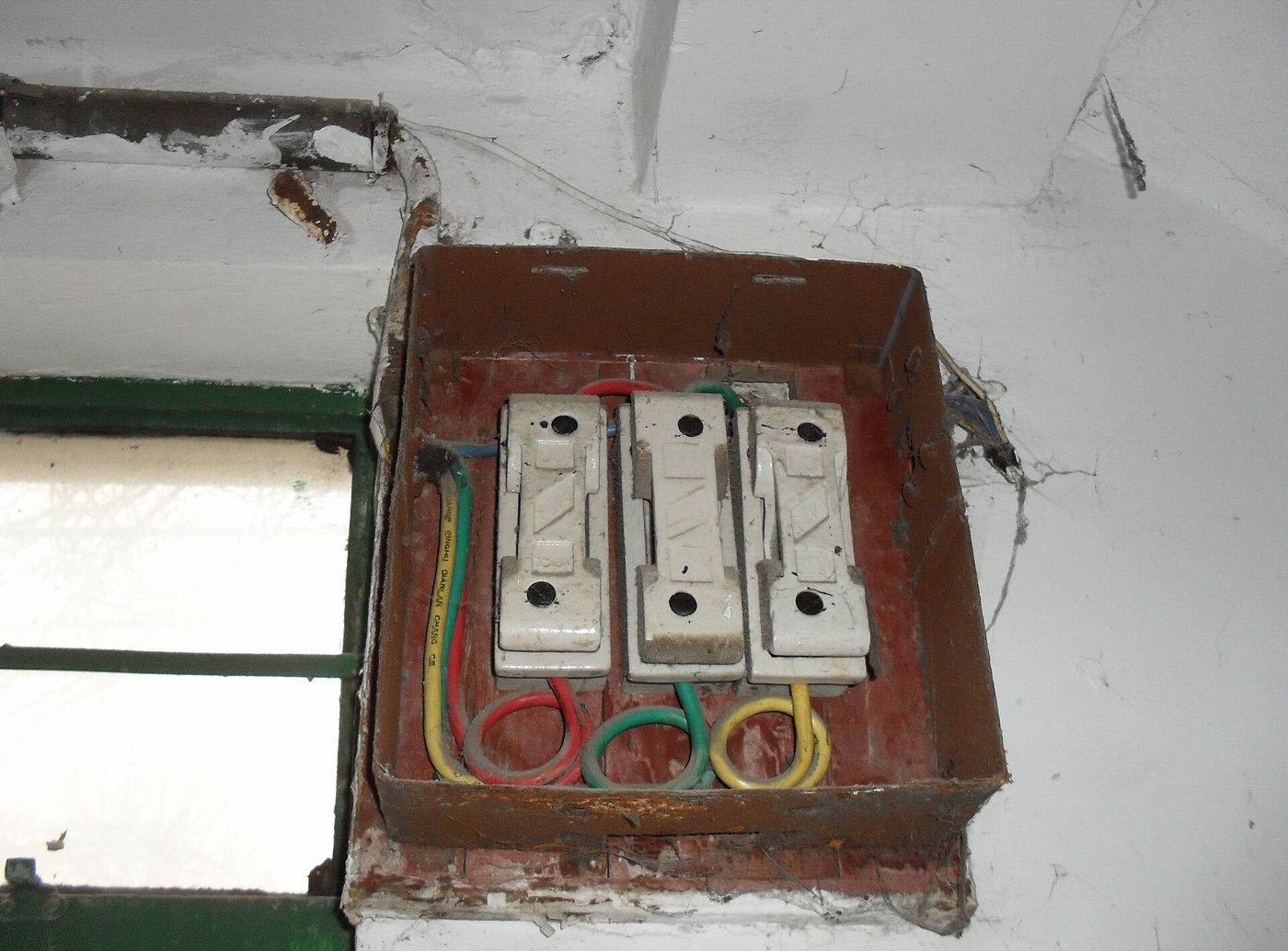 Residential 200 amp electrical panel upgrade
